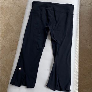 Lululemon Cropped Wide Leg Size 12